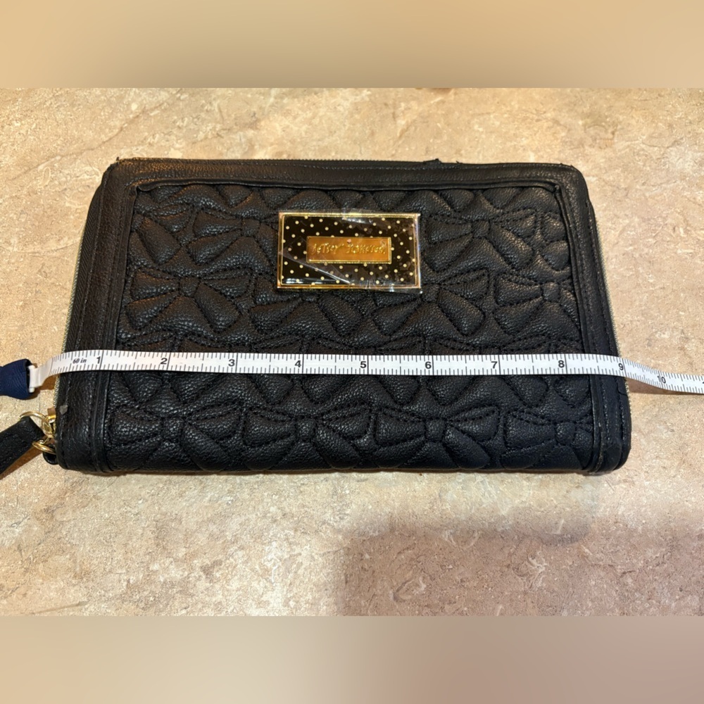 Betsey Johnson Black Quilted Clutch - Picture 9 of 10